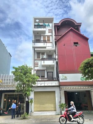 Cho thuê nhà MTKD Tân Sơn Nhì- DT 4.2x25- ĐÚc 3 Lầu,St. 7PN,4wc