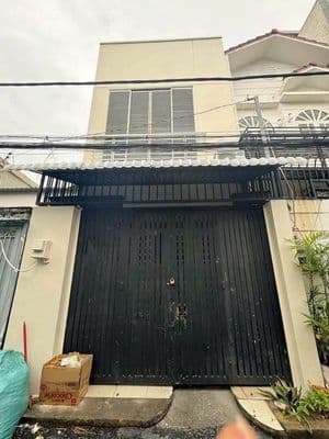 Chủ cho thuê nhà đg xe hơi DT:52m2 giá 10tr/thg lầu ,HBP,TĐ