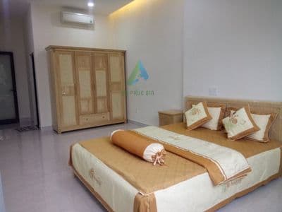 Cho thuê nhà 3 tầng 5 phòng ngủ đường lê văn tâm,ngũ hành sơn