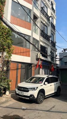 Giảm 300tr bán gấp nhà trục HXH 6m ven sông P5, DT 4x12m, 3 lầu, 7.7ty