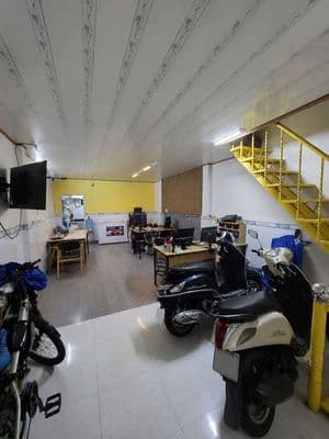 Nhà Full Nội thất, 2PN 2WC, Hẻm xe hơi, gần chợ Thạch Đà