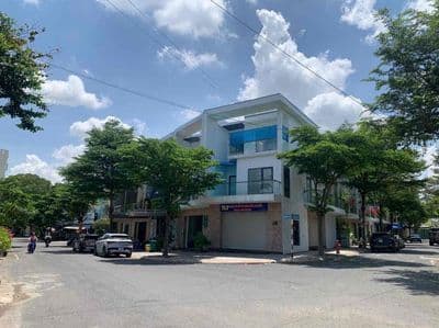 Cho THUÊ nhà nguyên căn 1 trệt 2 lầu góc 2 mặt tiền KDC Long Châu - P.