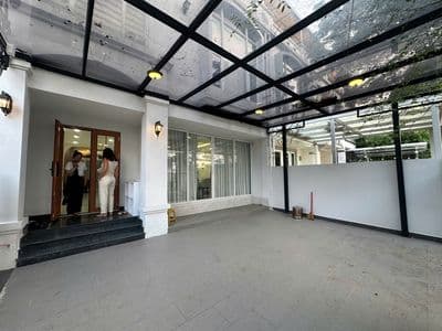 Cho thuê biệt thự liền kề tại phú mỹ hưng - dt 378m2- giá 65 triệu/th