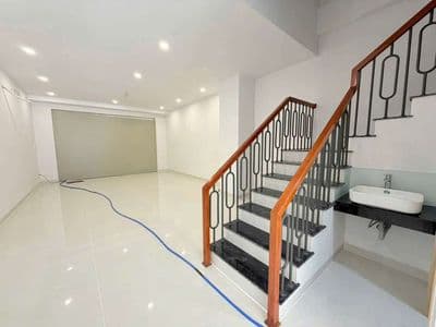 Nhà mặt tiền An Dương Vương 5 phòng ngủ full nội thất