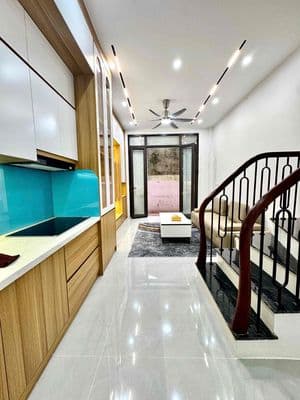 Bán nhà 27 ngõ 89/ Lạc Lonh Quân 28M x4T giá 7 tỷ
