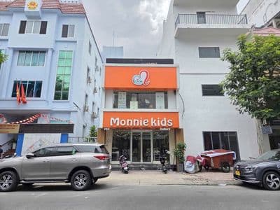 Cho thuê nhà nguyên căn ngang 6m đường nguyễn thiện thuật quận 3