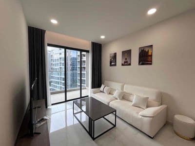 Chính chủ gửi thuê nhanh căn hộ cao cấp Diamond Centery - Celadon City