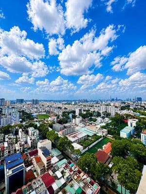 Hùng Vương Plaza - 132m² (3PN, 3WC) - Full Nội Thất - Có Slot Ô Tô