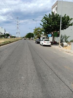 Bán 111m2 đất đường 2 làn 29 tháng 3,hòa xuân vị trí đầu đường