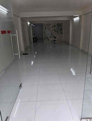Đường 8m Sát Khu Thạch Lam 4x20m 1 lầu 12tr 4 phòng