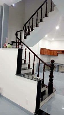 nhà 3 tấm trung tâm hành chính dĩ an