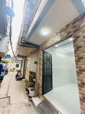 Nhỉnh 1 tỷ có ngay nhà nhỏ xinh DTSD 23.2m2 nở hậu , TT Quận 5
