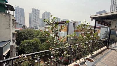 Nhà bán Nguyễn Tuân, ô tô đỗ cửa, full nội thất