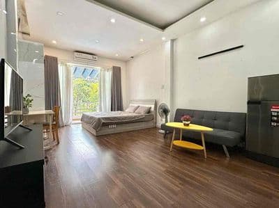 Căn hộ gần ngã sáu phù đổng q.1, studio ban công - máy giặt riêng