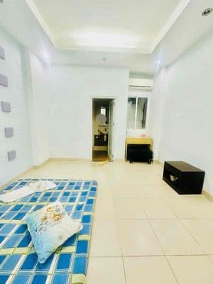 Gần ĐH Hoa Sen - HXH Nguyễn Ngọc Lộc Quận 10 - 65M2 Ngang 3M8 - 4 Tầng