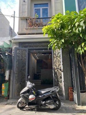 Cho thuê nhà full nội thất hẻm 656/52 quang trung