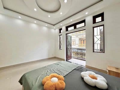 Căn hộ 1 phòng ngủ ban công - gần aeon , gò dầu - nhà mới nội thất new