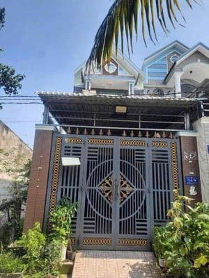 chính chủ bán gấp căn nhà 1 trệt 1 lầu ngay công viên võ văn tần-Tl10