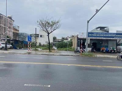 Bán gấp lô đất đường trường sa đối diện bãi tắm tân trà- gần bãi biển