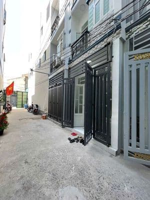 chính Chủ Bán dt 3,5x10 đúc 2 lầu full thổ cư