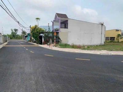 mặt tiền thị trấn củ chi 420tr 100m2 full thổ còn bớt lộc