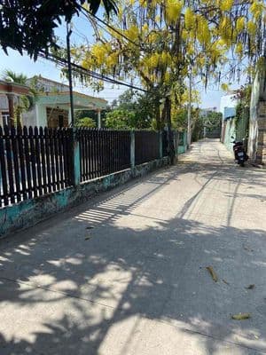 Bán lô đất thổ cư ngay trung tâm thị trấn Đức Hoà