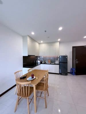 Chủ ngộp bank , bán gấp 2PN 80m2 giá chỉ 2tỷ005
