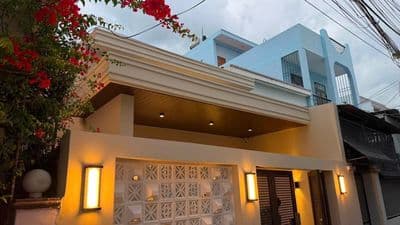 Cho thuê nhà nguyên căn cao cấp mới 100% gần biển Hòn Chồng Nha Trang