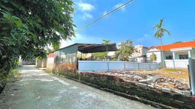 một ô *** thôn bắc xã hoàng đan cũ