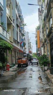Cho thuê nhà nguyên căn 62 m2, 4 tầng, lô góc, oto ngủ nhà, tiện kd