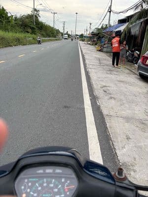 Nhà cho thuê nguyên căn (nhỏ) giá 3tr ĐIỆN NƯỚC CHÍNH gần trường TNMT