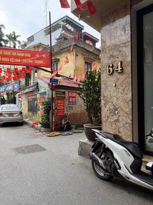 Hơn 2 tỷ -kỷ ngay sổ đỏ - trung tâm đống đa
