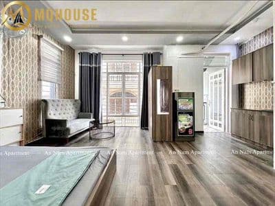 Studio siêu rộng, full nội thất, bancony thoáng mát tại Cô Bắc