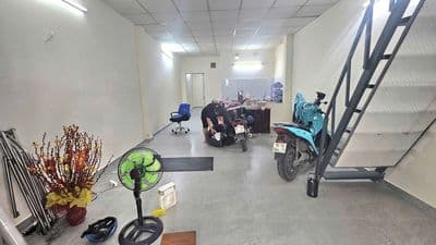 Hẻm xe hơi, 4.6x17, 2 tầng, 2pn 2wc