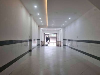 Cần cho thuê nhà mt đường nguyễn thị thập giá tốt