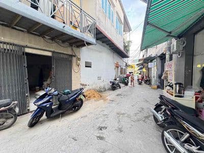 Hẻm Ô Tô 1/ Thoại Ngọc Hầu, Phú Thạnh,Tân Phú -thông Nguyễn Sơn - 9TR