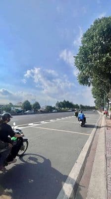 Cho thuê nhà mới đẹp mặt tiền phạm văn đồng - p.hiệp bình thủ đức củ