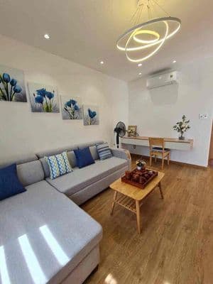 Penhouse đầy đủ nội thất mới 143m2 Khánh Hội 1