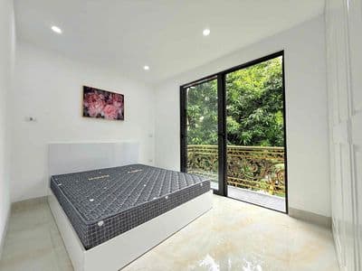 ĐỘ MIXI! CH 1n1k NGAY YÊN LÃNG LÁNG HẠ, ô tô đỗ cửa, phố yên lãng