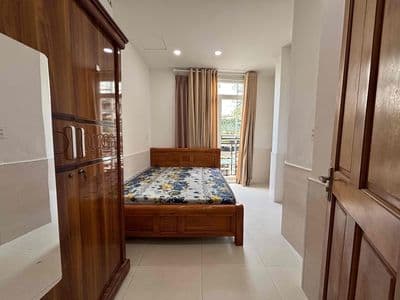 Cho thuê căn hộ 1PN Ban công Q4 gần ĐH Luật, ĐH Nguyễn Tất Thành