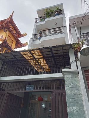 Cho thuê tầng trệt nhà 1355/3 Hoàng Sa