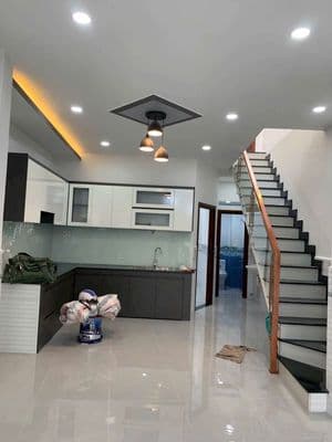 nhà mới ở liền mt đặng minh trứ gồm 3pn 2wc có 1pn dưới