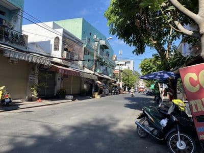 Nhà Thuê 6.5x20m.3 Lầu.MT Khu Lương Trúc Đàm.Gía:38tr