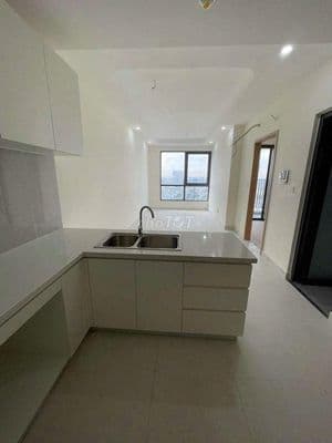 Cho thuê căn hộ Aurora Q.8 1PN nhà trống
