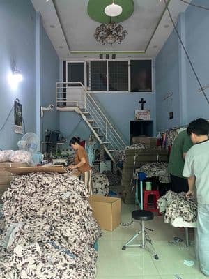 Cho thuê nhà gần chợ đại hải – đường 12m diện tích: 4 x 17m đườ