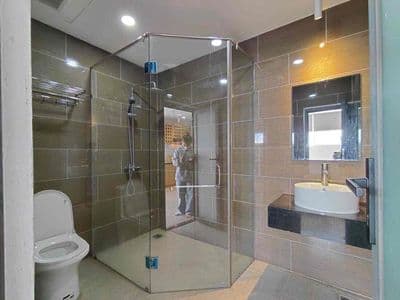 Phòng full nội thất – trống sẵn