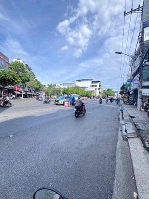Bán Đất Trung Tâm Nha Trang gần Chợ Đầm, Biển. DT: 67m2 - Giá: 2tỷ600