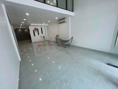 Cho thuê nhà mặt tiền kinh doanh sầm uất