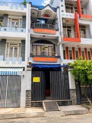 Bán nhà MTKD Nguyễn Thiệu Lâu, q. Tân Phú, 4,14x21m, 2 Lầu, giá 9,8 tỷ