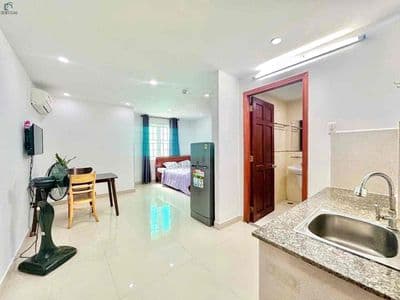 Căn Hộ Studio - 30m2 - Full Nội Thất - Máy Giặt Riêng - Thang Máy